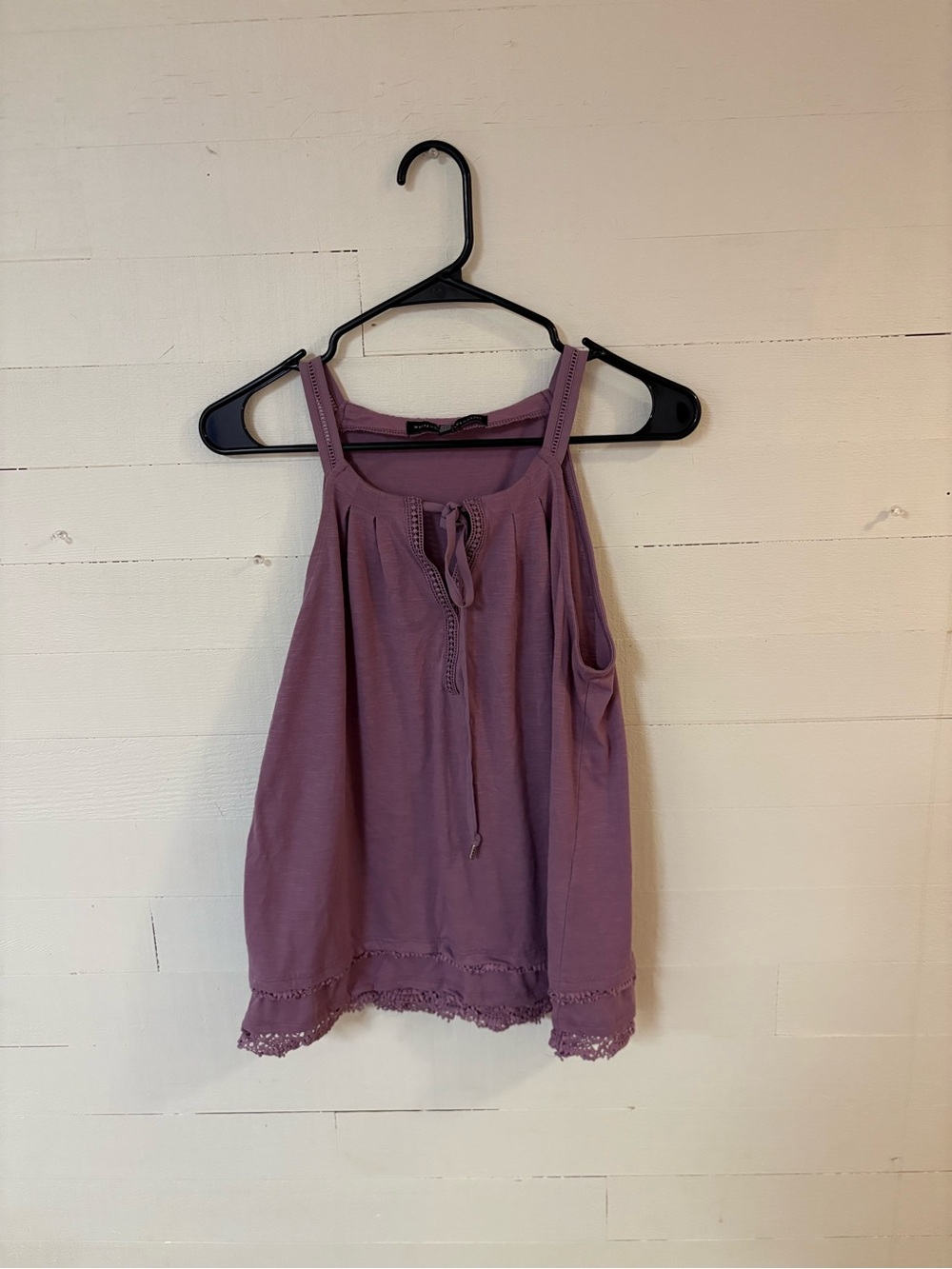 White House Black Market Mauve Lace Trim Tank Top Size Medium
